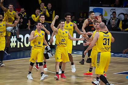 Το απίθανο τρίποντο του Ριτσότι από το κέντρο που «σκότωσε» τον Προμηθέα (video)