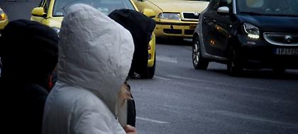 Ανεβαίνει λίγο η θερμοκρασία, συνεχίζονται οι βροχές και οι καταιγίδες