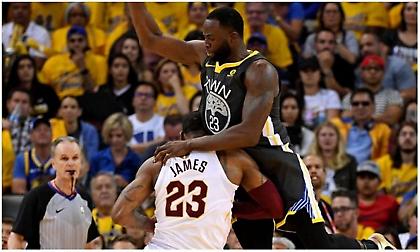 Ντρέιμοντ Γκριν: Υπέγραψε στον ίδιο ατζέντη με τον Τζέιμς και τον Άντονι Ντέιβις