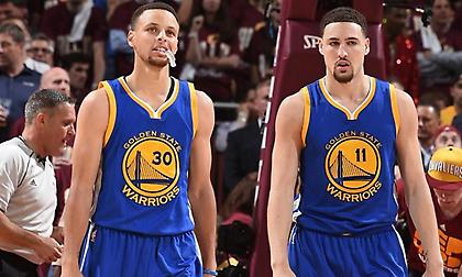 Τόμπσον και Κάρι οι μόνοι που έχουν σκοράρει 200 τρίποντα σε 7 συνεχόμενες σεζόν