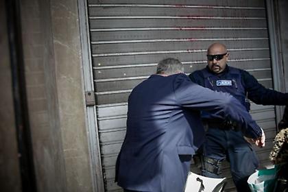 Επιχείρησε «ντου» στο Υπουργείο Εργασίας η ΠΟΕΔΗΝ-Αλλά, πήγε σε λάθος υπουργείο (vid)