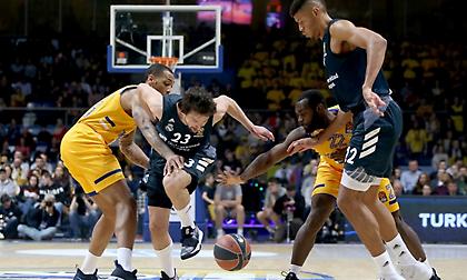 «Πάρτι» της Ρεάλ με κατοστάρα μέσα στη Μόσχα!