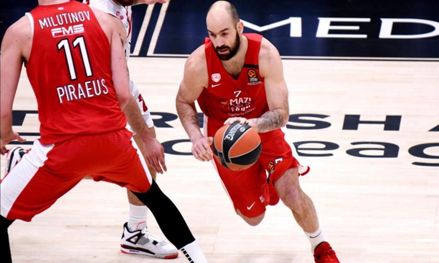 Τραυματίστηκε κι έφυγε για τα αποδυτήρια ο Σπανούλης