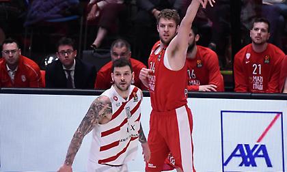 Βεζένκοβ στον ΣΠΟΡ FM: «Παίξαμε κακό μπάσκετ και τώρα αρχίζουν τα δύσκολα»