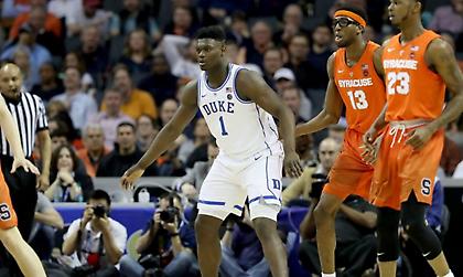 Επέστρεψε και τους πήρε παραμάζωμα ο Ζάιον Γουίλιαμσον (video)