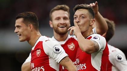 Σε… ρετρό ρυθμούς η νέα φανέλα της Άρσεναλ (pics)