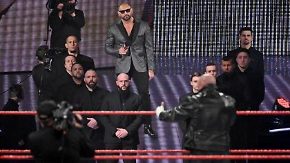 To WWE στον ΣΚΑΪ: Όλα όσα θα δείτε απόψε στο RAW