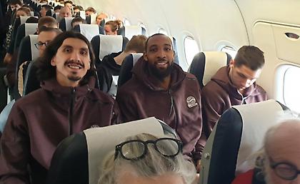 Πέταξε για Αθήνα εν όψει Ολυμπιακού η Μπάγερν (pics)