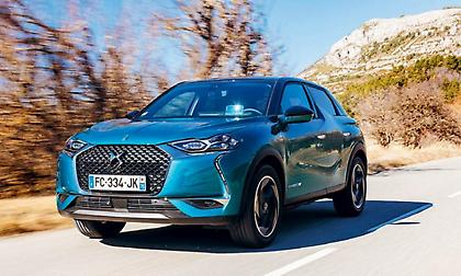 DS 3 Crossback: Τραβάει αμέσως όλα τα βλέμματα