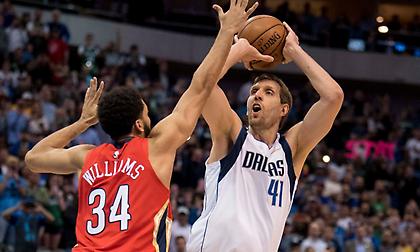 Το ιστορικό καλάθι του Νοβίτσκι στην κορυφή του Top 10 (video)