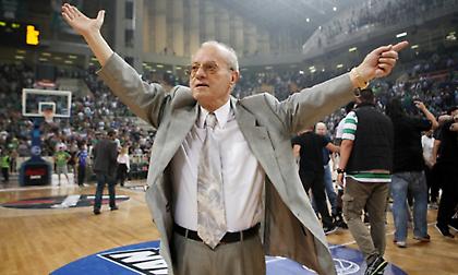 Αυτός ήταν ο Θανάσης ΟΛΩΝ των Παναθηναϊκών (pics)