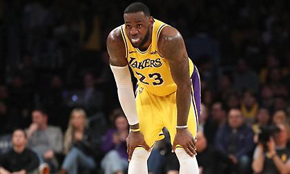 Χάνει το ματς με τους Μπακς ο ΛεΜπρόν