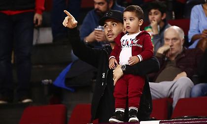 Στο ΣΕΦ παρέα με τον γιο του ο Γκιγέρμε