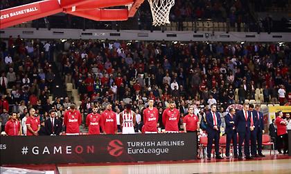 Σεβάστηκε τη σιγή για Γιαννακόπουλο το ΣΕΦ - «Τα άκουσαν» οι ελάχιστοι που φώναξαν