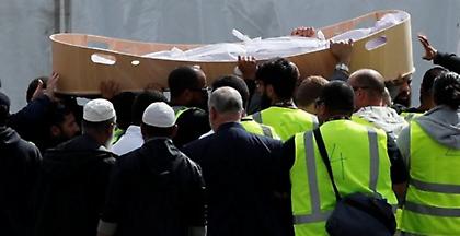Κηδεύτηκαν τα πρώτα δύο θύματα της επίθεσης στη Νέα Ζηλανδία