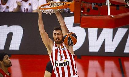 Μιλουτίνοφ: Έβαλε την Μπάγερν στα καλάθια! (video)