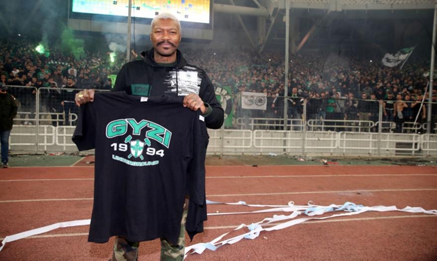 «Τρέλα» Σισέ με Παναθηναϊκό: «Τέλειο να τελειώσω την καριέρα μου στην πράσινη οικογένεια» (vids)