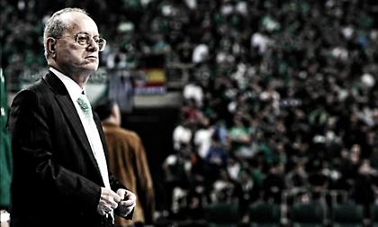 Σε λαϊκό προσκύνημα η σορός του Θανάση Γιαννακόπουλου