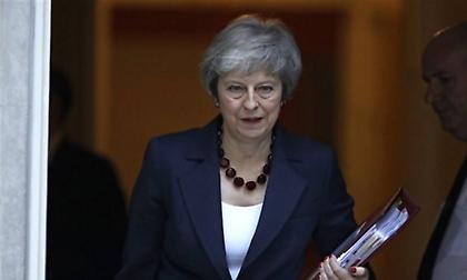 Διάγγελμα Μέι για το Brexit με επίθεση κατά των βουλευτών