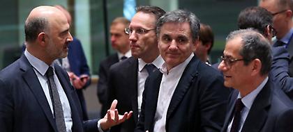 «Οχι» οι δανειστές, τσαμπουκάδες η κυβέρνηση-Μπλέξιμο με τα κόκκινα δάνεια