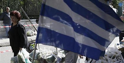 Κατά 1 δισεκ. μειώθηκαν τα δηλωθέντα εισοδήματα των Ελλήνων