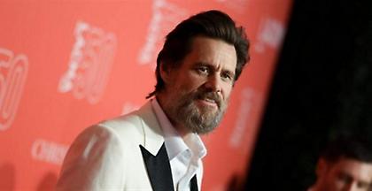 Τζιμ Κάρεϊ: Ζωγράφισε τον Τραμπ σαν μετεωρίτη με σβάστικα στο μέτωπο (pic)