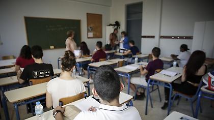 Πανελλαδικές: Σε διαβούλευση το σχέδιο Γαβρόγλου για «φροντιστηριοποίηση» του Λυκείου