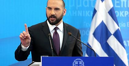 Καλύπτει την Λοΐζου ο Τζανακόπουλος