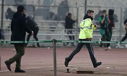 «Οριστική διακοπή θα διατάξει ο διαιτητής… (π.χ. βόμβα στο γήπεδο)»!!!