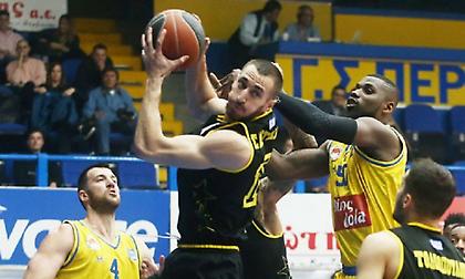 Σλαφτσάκης: «Να δώσουμε την ψυχή μας στο ντέρμπι και να μιλήσουμε μέσα στο γήπεδο»