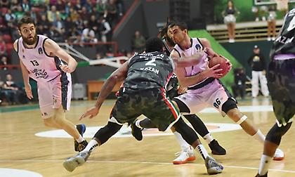 Στον τελικό η Βαλένθια, στο… σπίτι της η Ούνιξ του Πρίφτη!