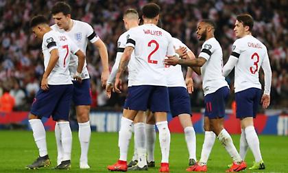 Όργια του Στέρλινγκ, πεντάρα η Αγγλία! (video)