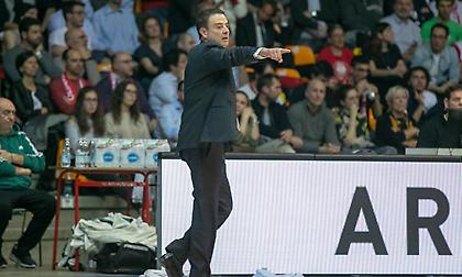 Πιτίνο: «Φανταστικός παίκτης ο Καλάθης. Δεν έχω ξαναδεί τέτοιον κόσμο στη ζωή μου»