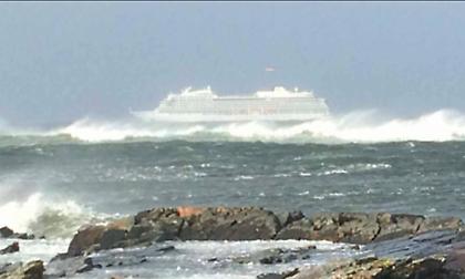 Συναγερμός στην ακτοφυλακή της Νορβηγίας: Εκκενώνεται ακυβέρνητο κρουαζιερόπλοιο με 1.300 άτομα