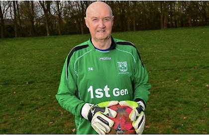 Συνεχίζει ακάθεκτος και αποτελεί πρότυπο ο 79χρονος γκολκίπερ!