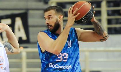 «Πόρτα» σε Πέζαρο και μένει Χολαργό ο Γιάνκοβιτς