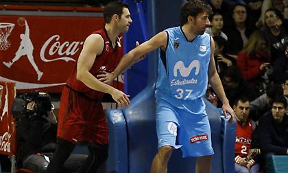 Μένει στην Εστουδιάντες ο Λαμπρόπουλος