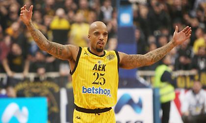 Φώναξε «παρών» και παίζει με Μπάμπεργκ ο Θίοντορ