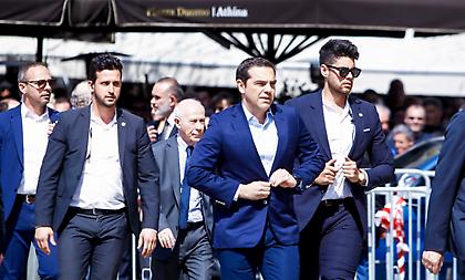 Τσίπρας και Παυλόπουλος στην κηδεία του Θανάση Γιαννακόπουλου (pics)