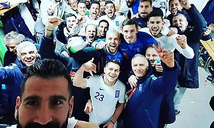Η πανηγυρική selfie των Ελλήνων διεθνών στη Ζένιτσα