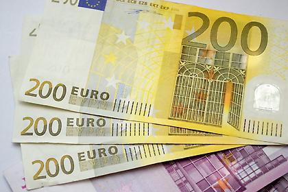 Έκτακτο κοινωνικό μέρισμα: Μοιράζει λεφτά η κυβέρνηση εν όψει Πάσχα