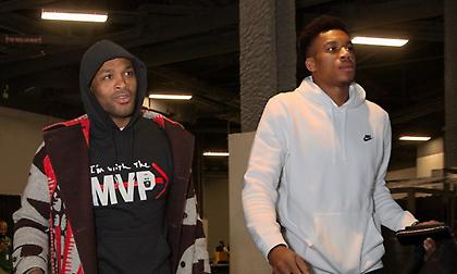 Το τρολάρισμα των Μπακς σε Ρόκετς για τον MVP Γιάννη (pics)