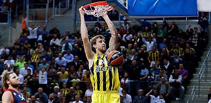 Μισή στο Μιλάνο η Φενέρ