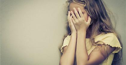 Kαταδικάστηκε ο 74χρονος που ασέλγησε σε 9χρονη δίνοντας της σοκολάτες