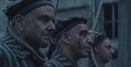 Σάλος για το βίντεο των Rammstein που παραπέμπει σε στρατόπεδα συγκέντρωσης