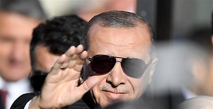 Σε τροχιά σύγκρουσης με Μόσχα και Ουάσινγκτον ο Ταγίπ Ερντογάν