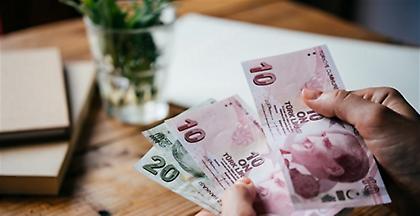 Ενδεχόμενες εκλογικές απώλειες Ερντογάν «βουλιάζουν» την τούρκικη λίρα