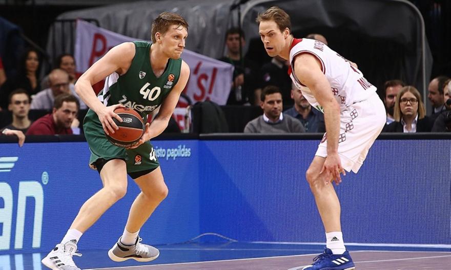 Γκριγκόνις: «Παίζει καλά στην έδρα του ο Ολυμπιακός»