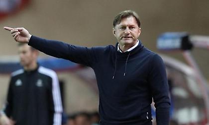 Έκοψε τα βιντεοπαιχνίδια στους παίκτες του ο Χάσενχουτλ