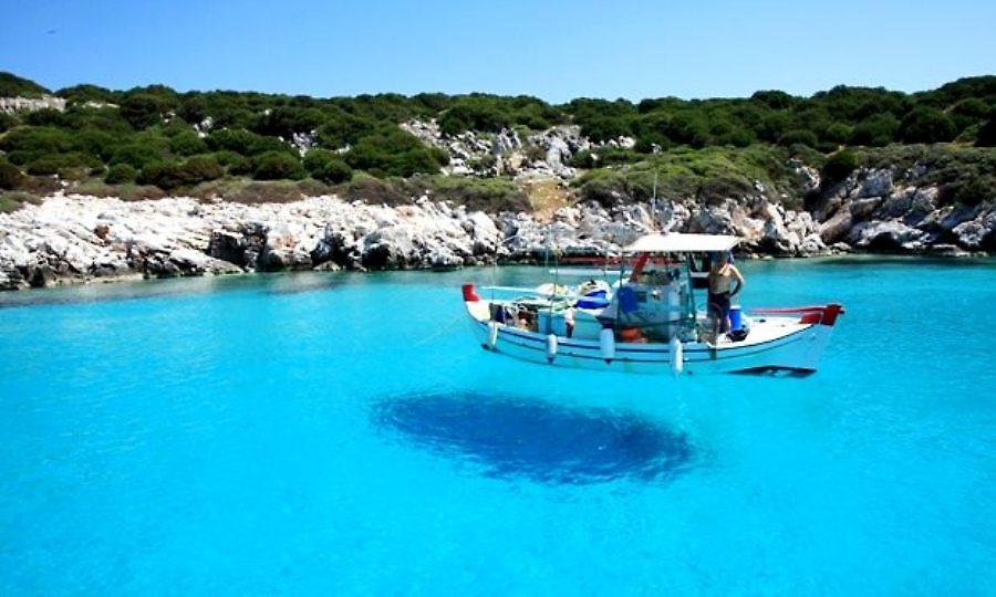 3 ελληνικά νησιά που μπορείς να κάνεις βασιλικές διακοπές με 50 ευρώ (pics)